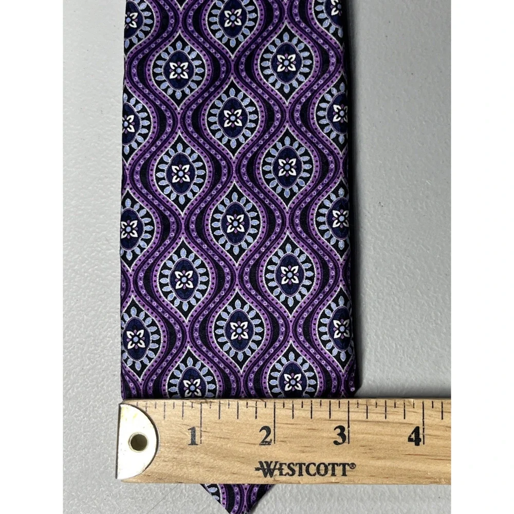 JZ Richards Boulder Silk Tie Purple Mens Designer Medallion Hand Made Necktie